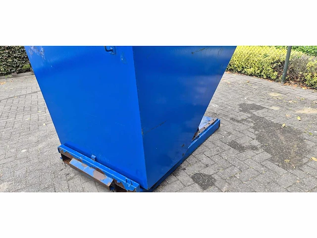 Wfi - kiep-kantelbak - various agriculture - afbeelding 2 van  9