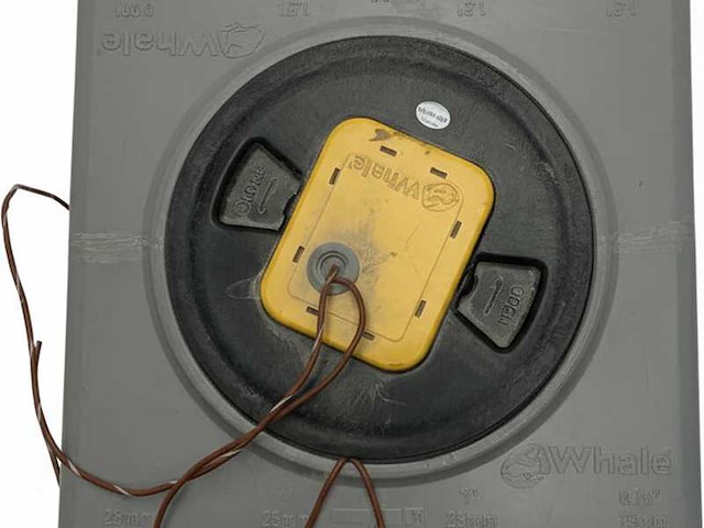 Whale grey waste tank 8l for boats and yachts 12/24v - gt0810b - afbeelding 2 van  4