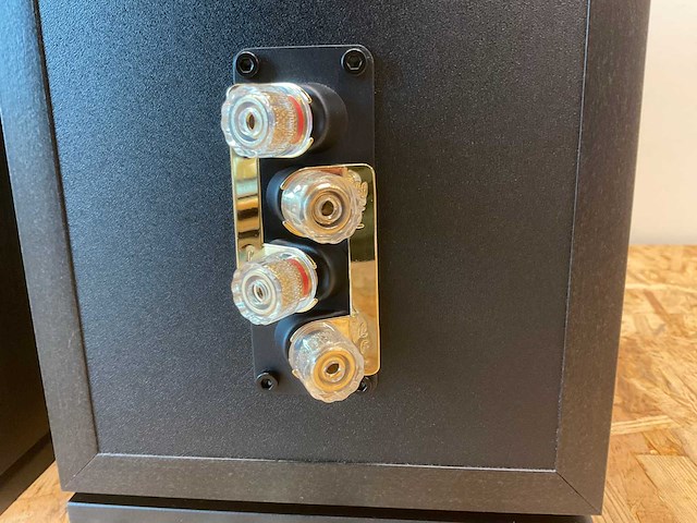 Wharfedale - 220 - 2-weg luidspeakerset - afbeelding 4 van  5