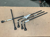 Wheel wrench (4x) - afbeelding 1 van  5