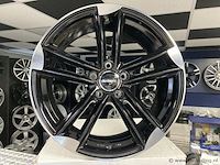 Wheelworld wh27 aluminium velgenset - 5x112 8j et35 - afbeelding 1 van  1