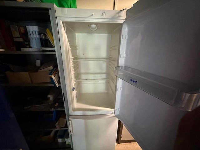 Whirlpool - cb 281w - koel-vriescombinatie - afbeelding 3 van  4