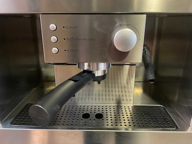 Whirlpool ace010/ix inbouw koffiemachine - afbeelding 2 van  3