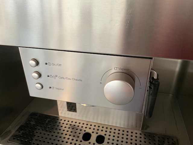 Whirlpool ace010/ix inbouw koffiemachine - afbeelding 2 van  4