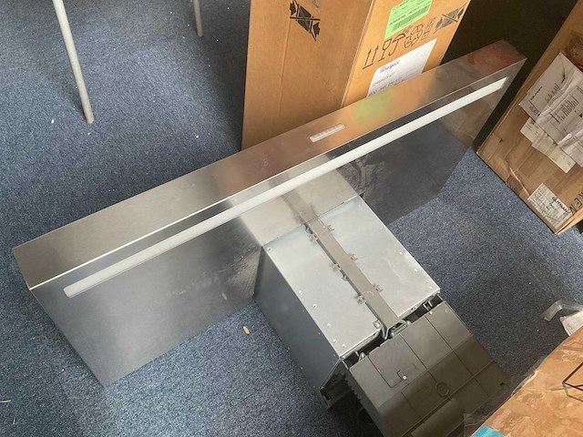 Whirlpool akr471ix afzuigkap met led ambient light - afbeelding 2 van  5
