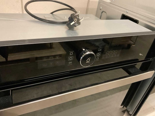 Whirlpool amw 9605 inbouw combi-magnetron - afbeelding 3 van  4