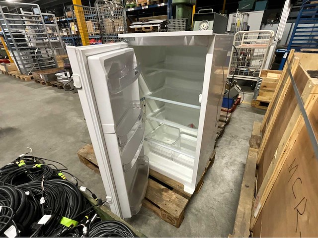 Whirlpool arg 727/a inbouw koelkast - afbeelding 3 van  4
