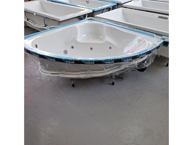 Whirlpool hoekbad, wit - afbeelding 1 van  11