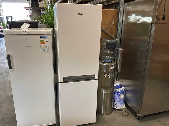Whirlpool koel/vrieskast - afbeelding 1 van  4