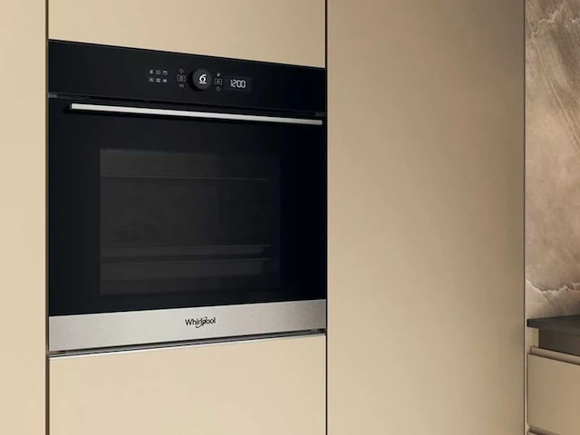 Whirlpool mnv12stp inbouw oven met hydrolyse zelfreiniging - afbeelding 1 van  7