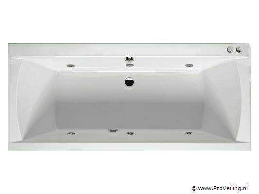 Veiling van diverse sanitair & huifaanhangers te someren