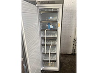 Whirlpool uw8 f2c xbi n vriezer - afbeelding 2 van  3