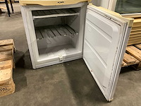 Whirlpool vrijstaand cb272b koel/vriescombinatie - afbeelding 4 van  6