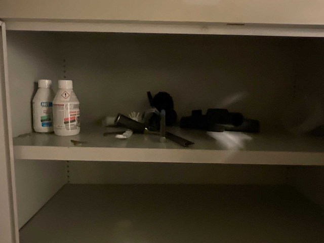 Whirlpool was-droog combinatie inhoud schoonmaakruimte - afbeelding 11 van  11