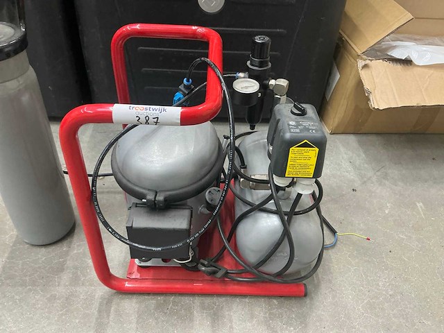 Whispair luchtcompressor - afbeelding 1 van  3