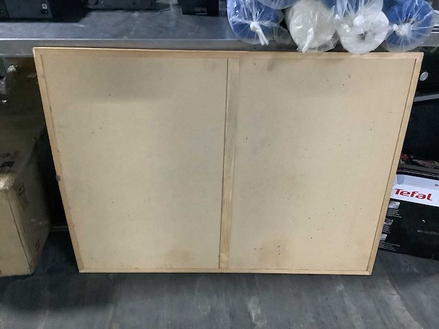 White bord - afbeelding 3 van  3