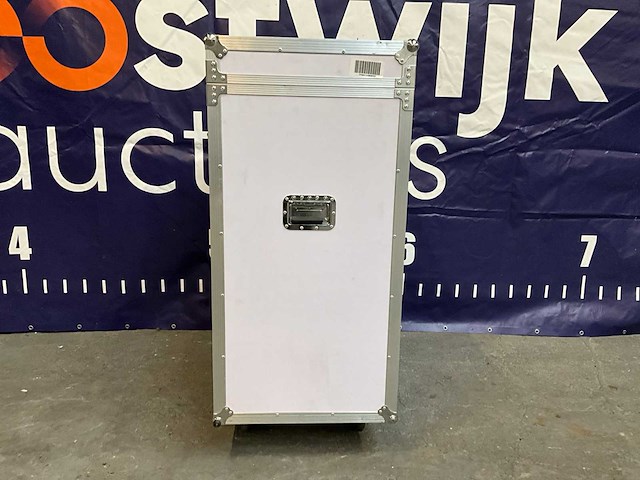 White flightcase - afbeelding 5 van  8