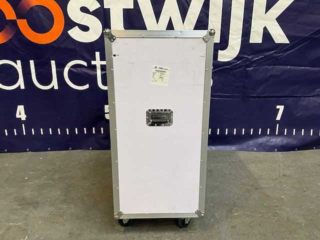 White flightcase - afbeelding 12 van  14