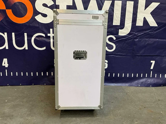 White flightcase - afbeelding 8 van  14