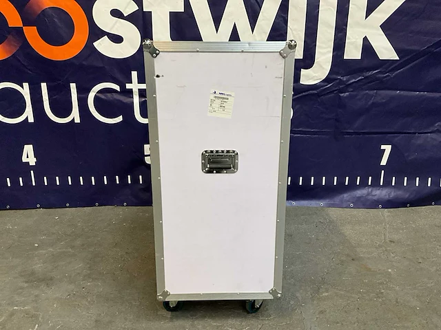 White flightcase - afbeelding 12 van  14