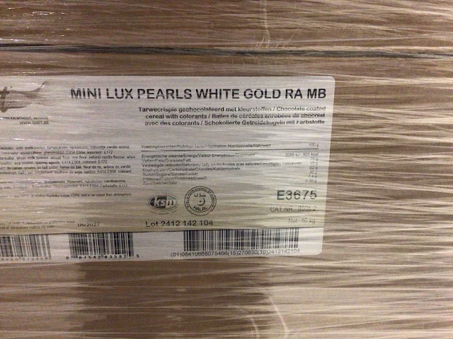 White gold pearls - afbeelding 3 van  3