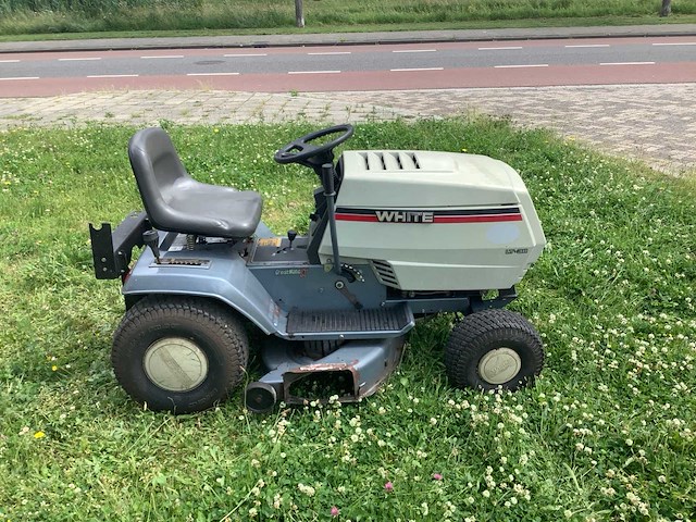 White lt-38 zitmaaier - afbeelding 4 van  7