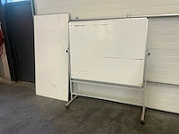 Whiteboard (2x)