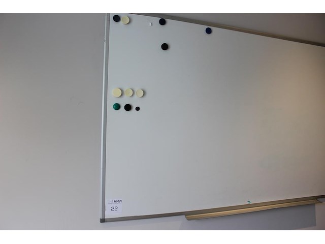 Whiteboard. afmeting 182 x 93 cm. - afbeelding 2 van  2