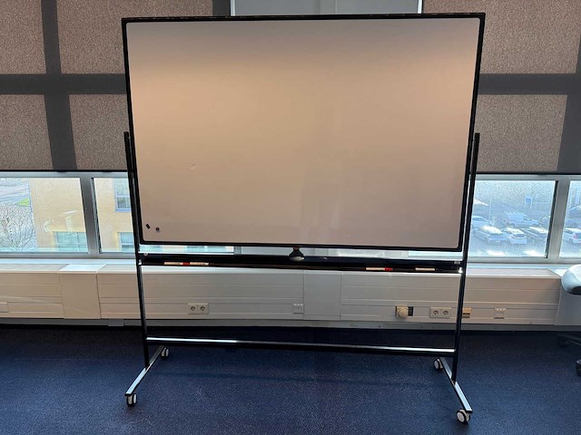 Whiteboard dubbelzijdig op wielen - afbeelding 5 van  5