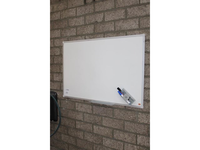 Whiteboard nobo met afmeting 90 x 60 cm. - afbeelding 2 van  2