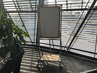 Whiteboard op verrijdbaar statief - afbeelding 3 van  3