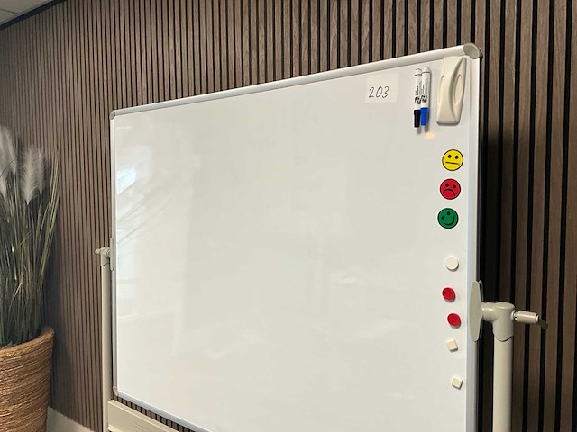 Whiteboard - afbeelding 3 van  3