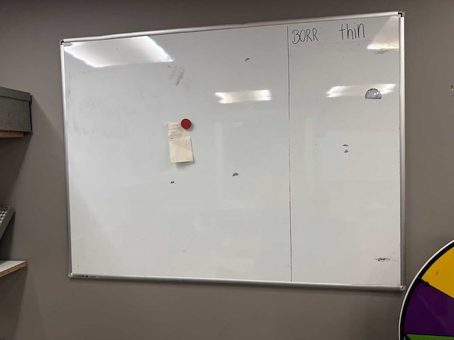 Whiteboard - afbeelding 1 van  3