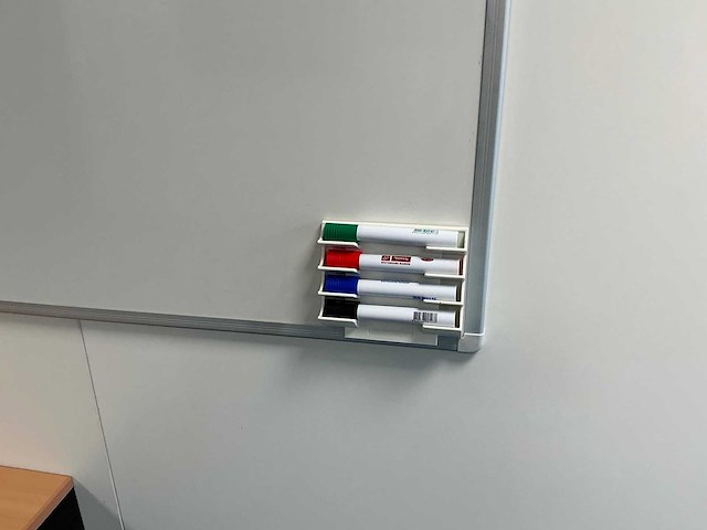 Whiteboard - afbeelding 2 van  3