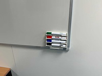 Whiteboard - afbeelding 2 van  3