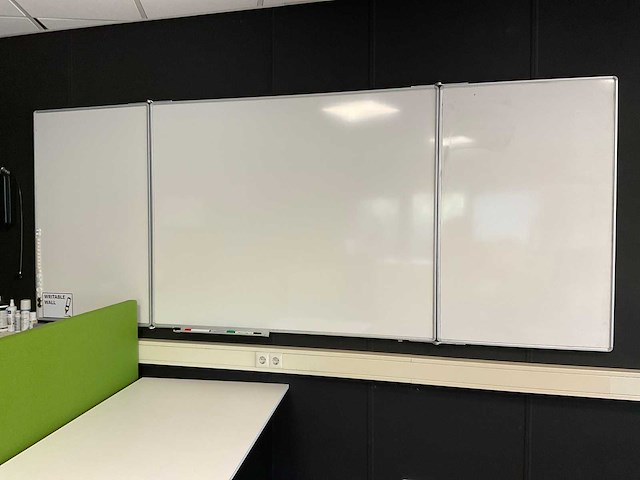 Whiteboard - afbeelding 1 van  6