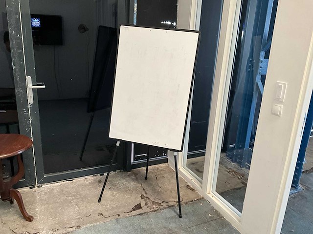 Whiteboard - afbeelding 1 van  4