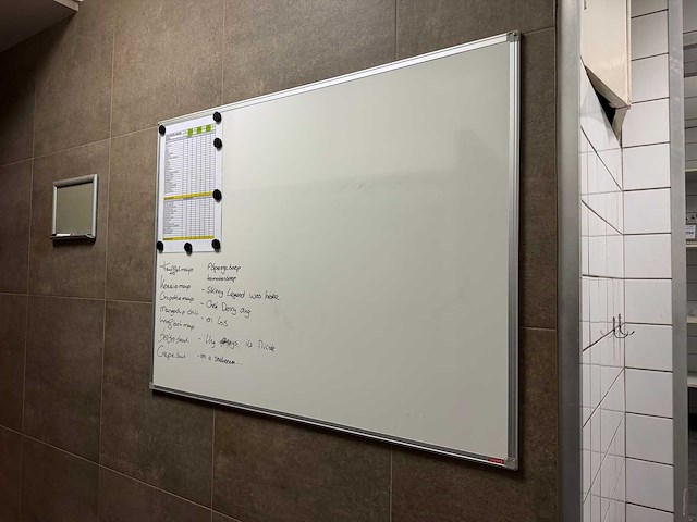 Whiteboard - afbeelding 1 van  1