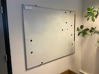 Whiteboard - afbeelding 1 van  2