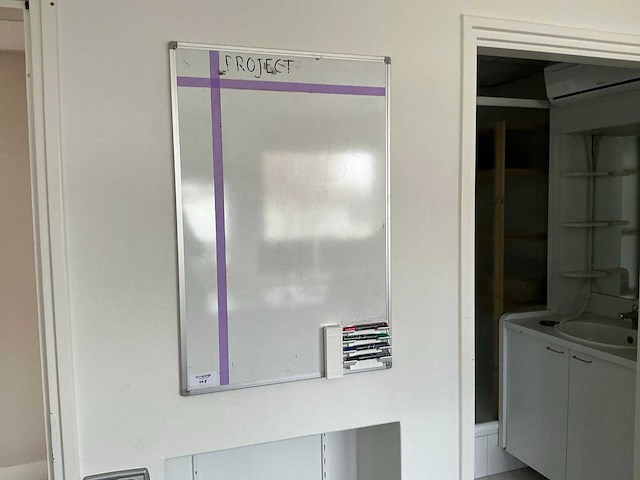 Whiteboard - afbeelding 1 van  2