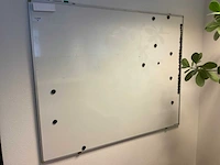 Whiteboard - afbeelding 2 van  2