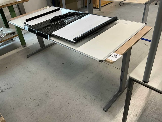 Whiteboards en bureau - afbeelding 1 van  13