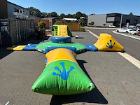 Wibit waterhindernisbaan - afbeelding 23 van  34