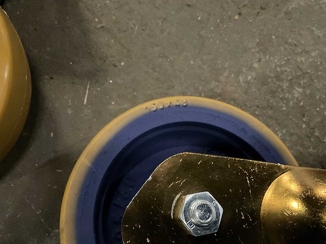 Wicke - heavy duty (zwenk)wiel 150x48 (11x) - afbeelding 7 van  8