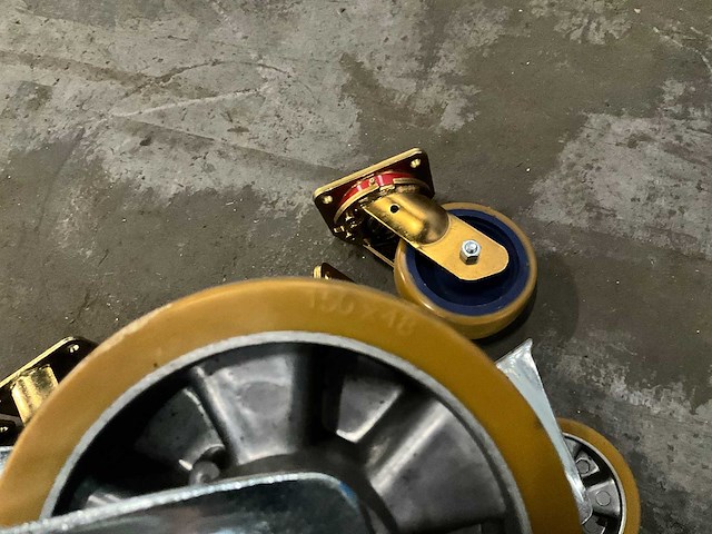 Wicke - heavy duty (zwenk)wiel 150x48 (11x) - afbeelding 8 van  8