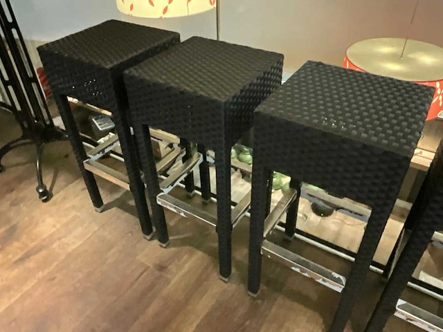 Wicker barkruk (5x) - afbeelding 4 van  5