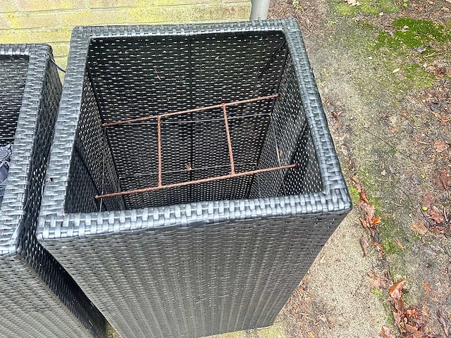 Wicker plantenbak (2x) - afbeelding 3 van  3