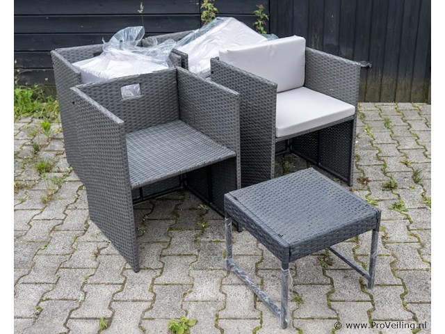 Wicker tuinstoelen - 4 stuks - afbeelding 2 van  2