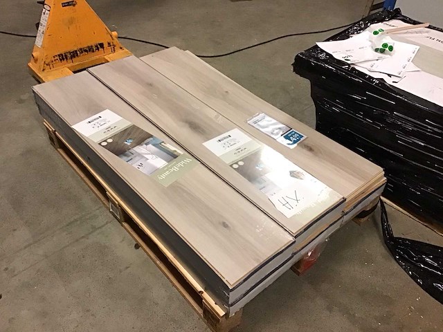 Widebeauty laminaatvloer - afbeelding 1 van  6