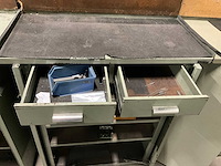 Widenhorn werkplaatskast met werkblad (2x) - afbeelding 3 van  4